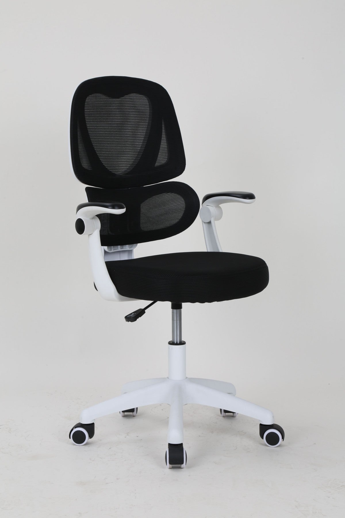 TASK CHAIR - BLACK/WHITE