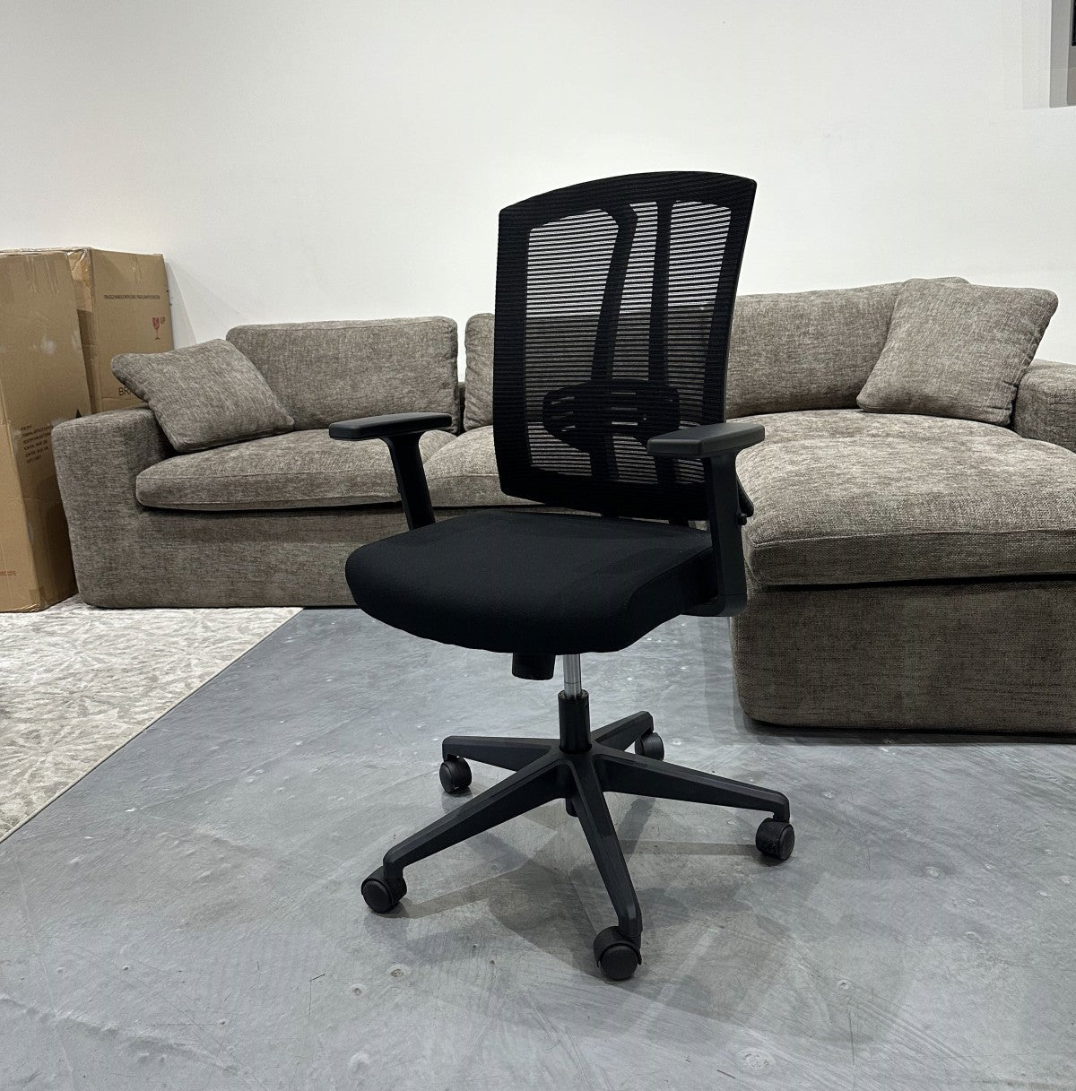 OFFICE CHAIR - BLACK