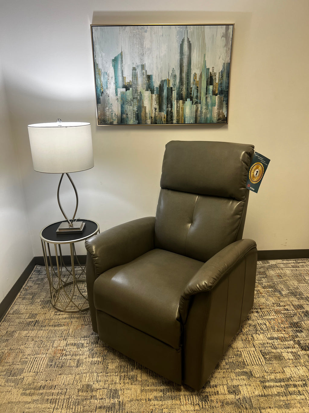 Power Lift Recliner – Supportive Leather-Look Chair with Remote & Side Pocket