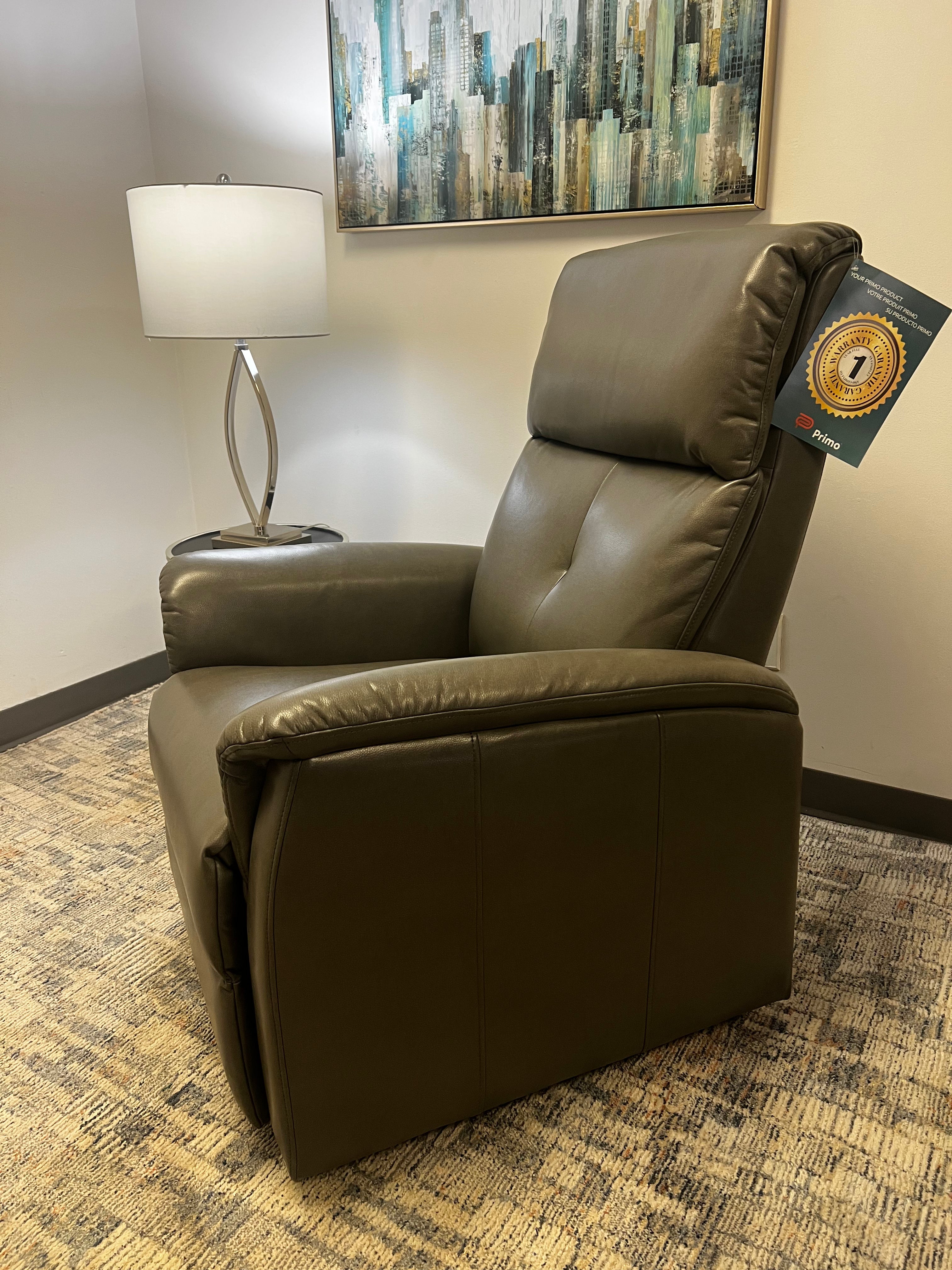 Power Lift Recliner – Supportive Leather-Look Chair with Remote & Side Pocket