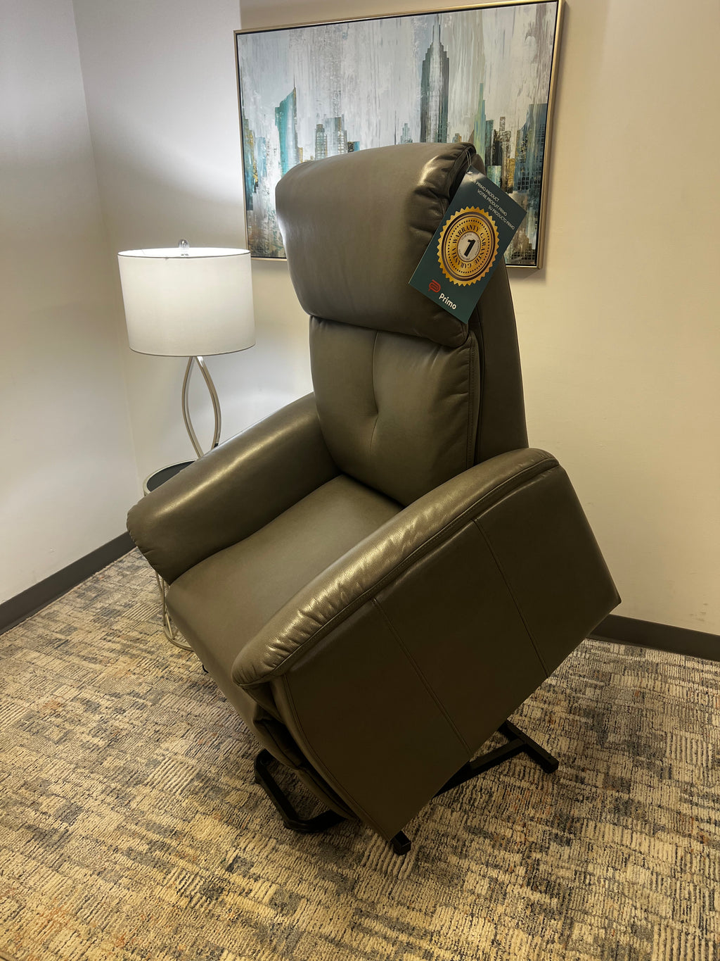 Power Lift Recliner – Supportive Leather-Look Chair with Remote & Side Pocket