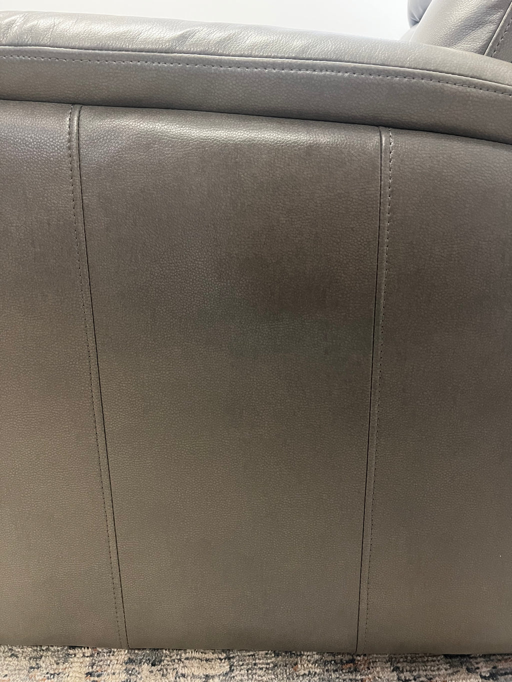 Power Lift Recliner – Supportive Leather-Look Chair with Remote & Side Pocket