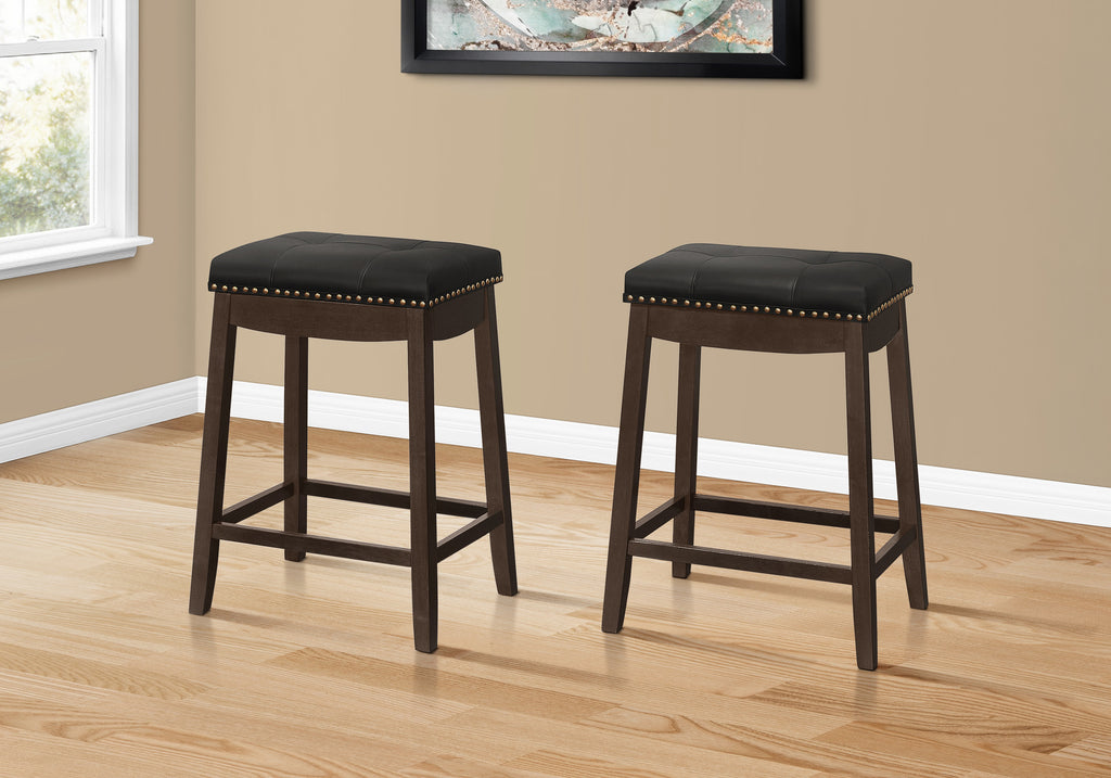 BARSTOOL - 2PCS / 24""H / BLACK LEATHER-LOOK / ESPRESSO