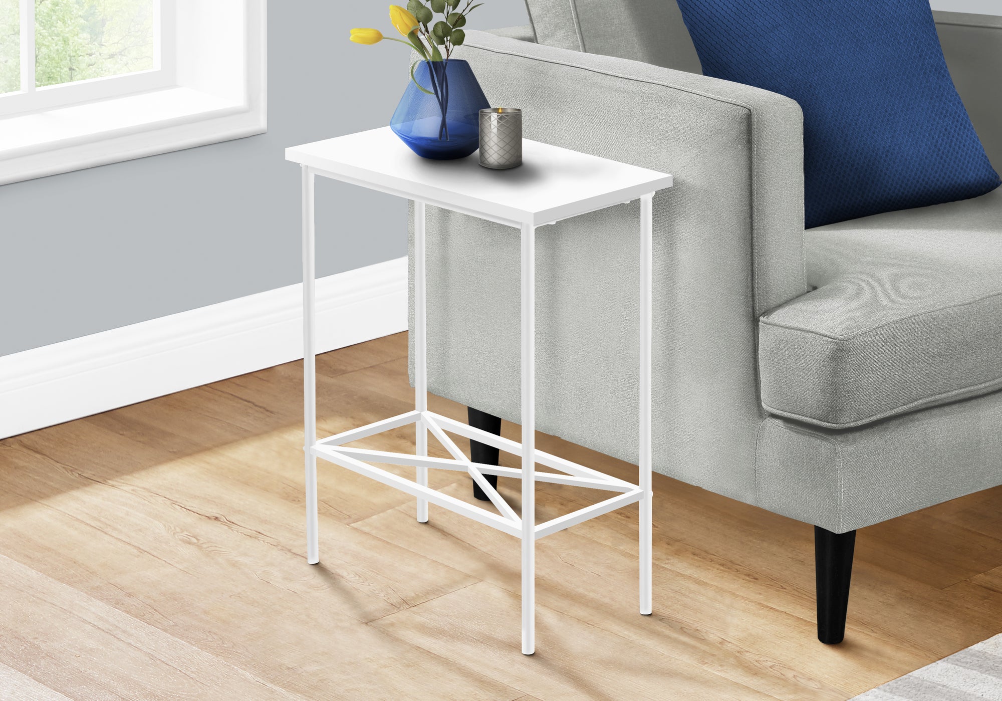 ACCENT TABLE - 24""H /WHITE / WHITE METAL