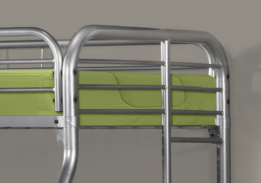 BUNK BED - TWIN / FULL SIZE / SILVER METAL