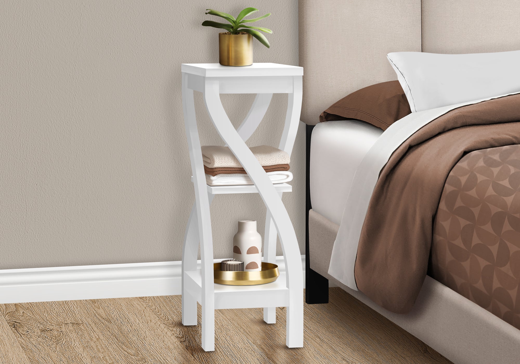 ACCENT TABLE - 32""H / WHITE
