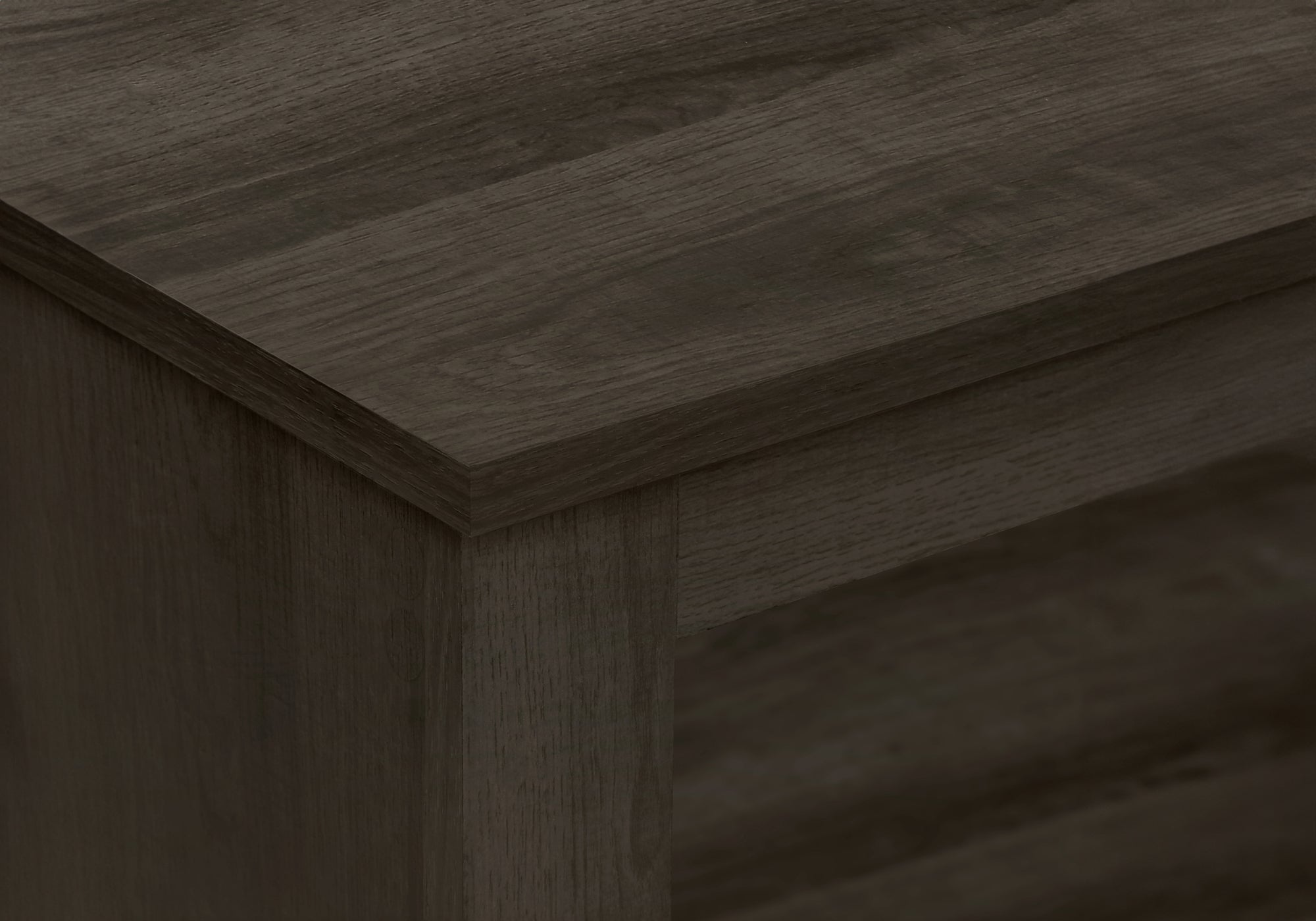 TV STAND - 42""L / BROWN OAK CORNER