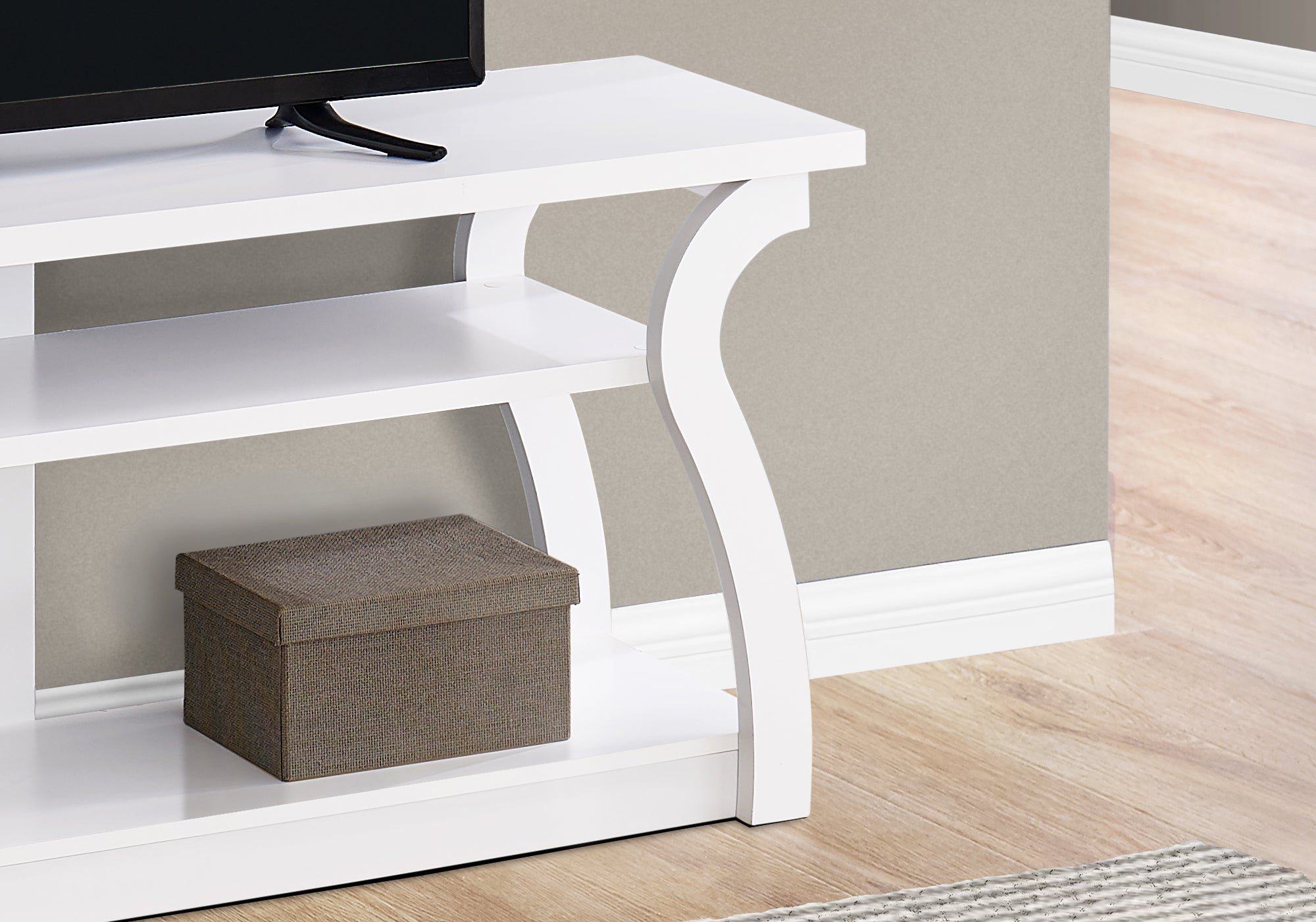 TV STAND - 60""L / WHITE
