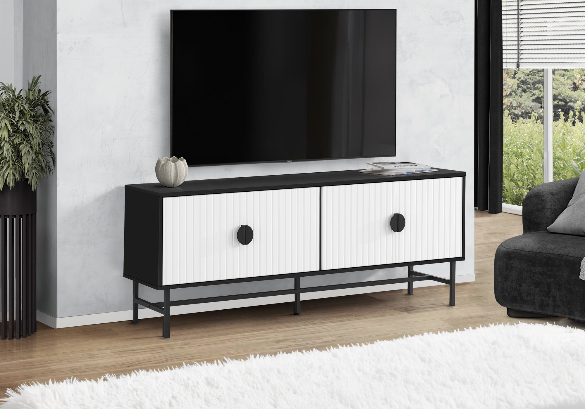 TV STAND - 60""L / BLACK / WHITE DOORS WITH BLACK METAL