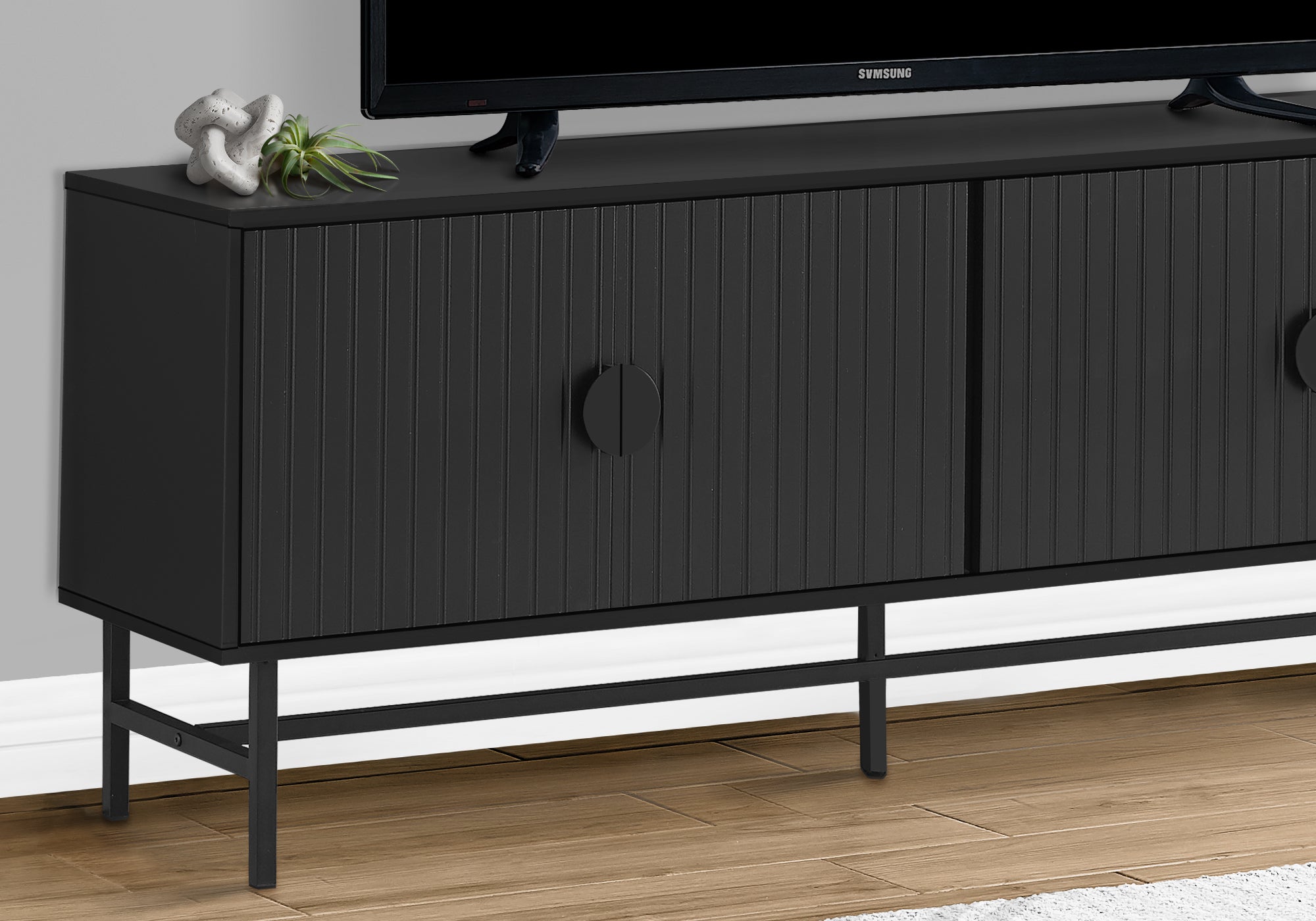 TV STAND - 60""L / BLACK WITH BLACK METAL