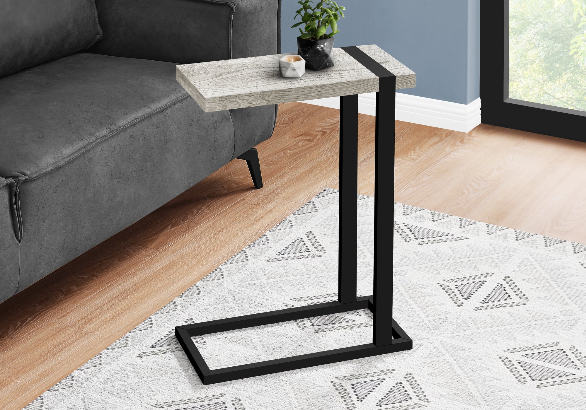 ACCENT TABLE - GREY RECLAIMED WOOD-LOOK / BLACK METAL