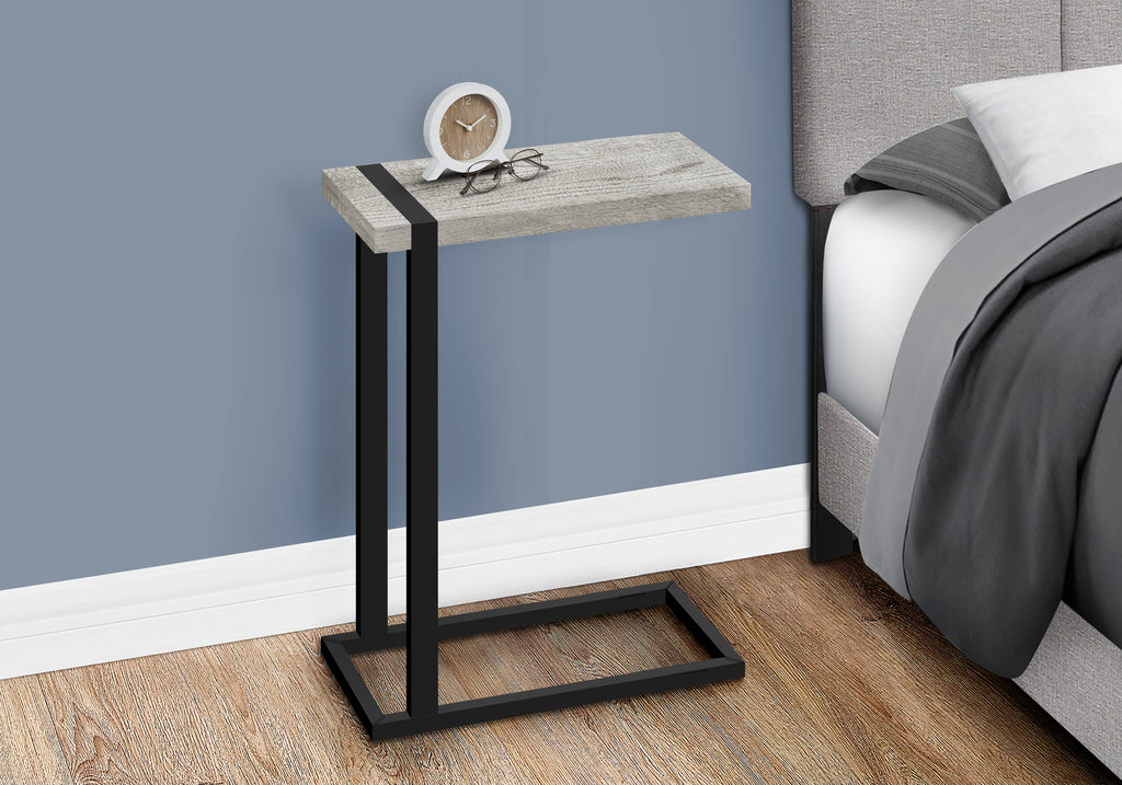 ACCENT TABLE - GREY RECLAIMED WOOD-LOOK / BLACK METAL