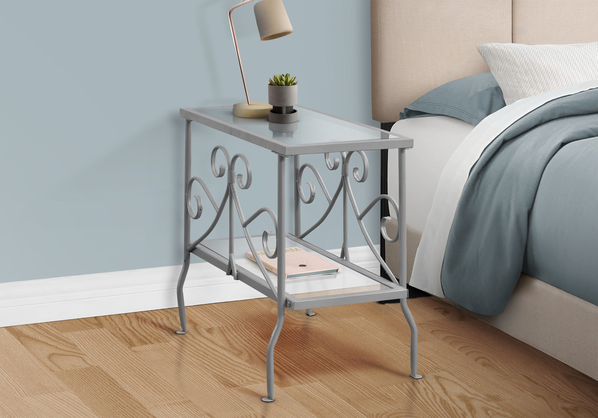 ACCENT TABLE - SILVER METAL WITH TEMPERED GLASS