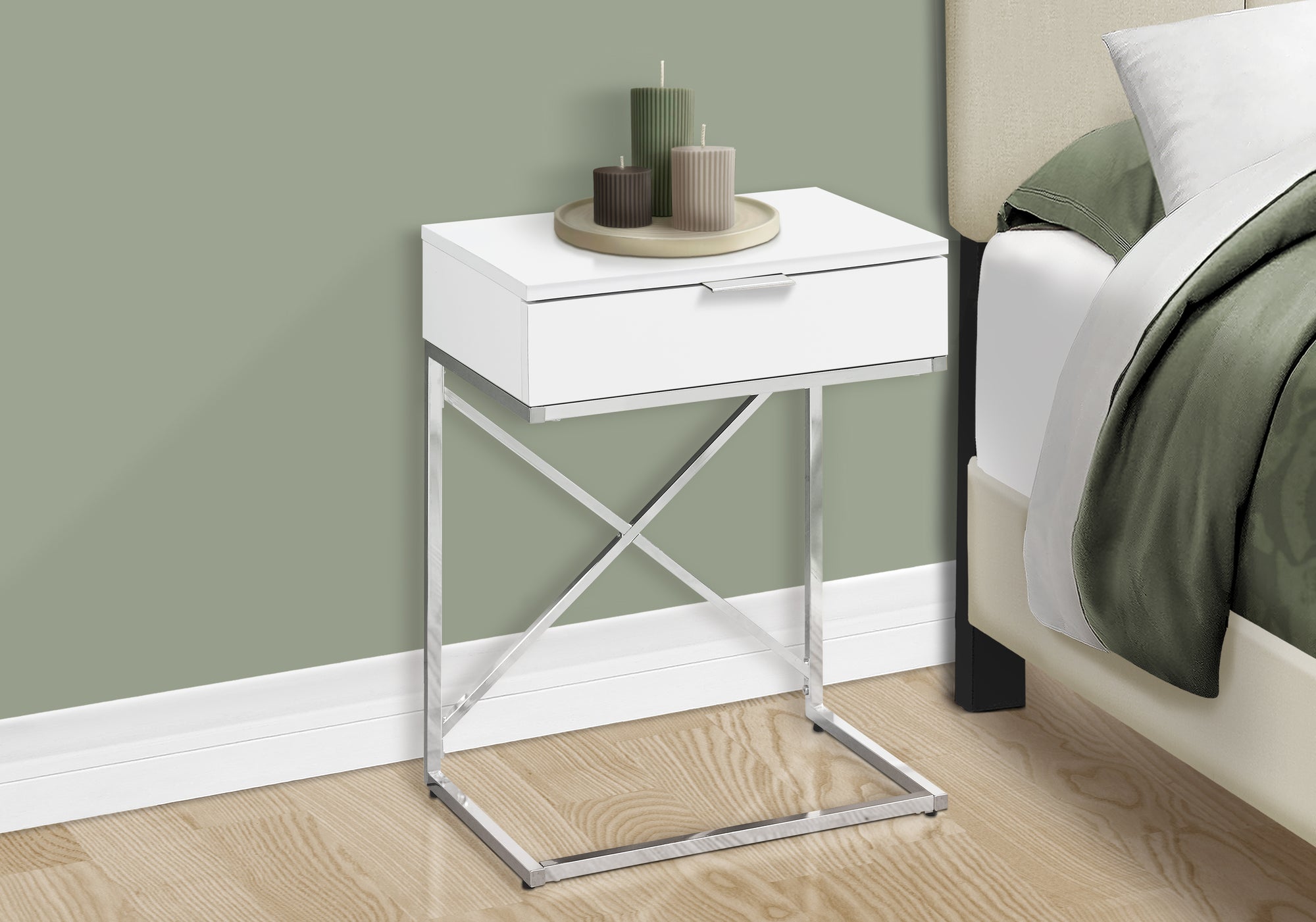 ACCENT TABLE - 24""H / GLOSSY WHITE / CHROME METAL