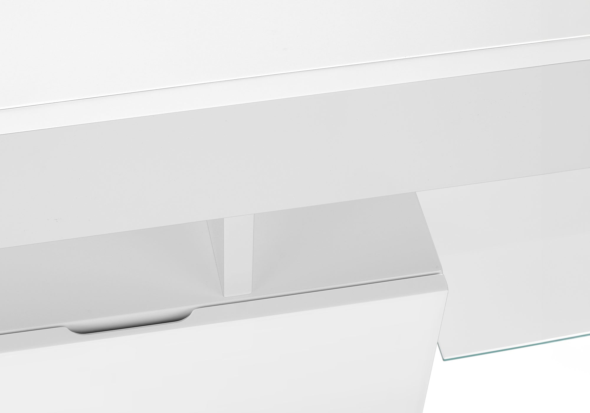 TV STAND - 63""L / HIGH GLOSSY WHITE WITH TEMPERED GLASS