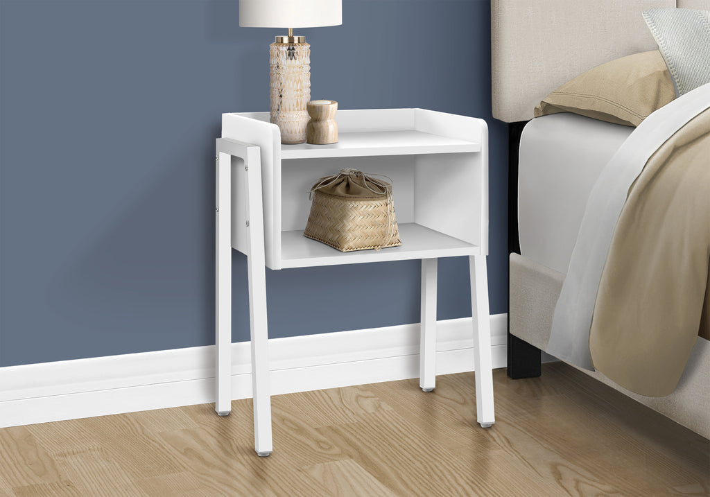 ACCENT TABLE - 23""H / WHITE / WHITE METAL
