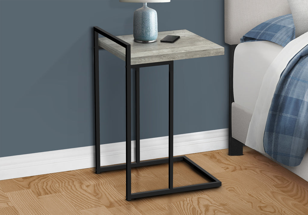 ACCENT TABLE - 25""H / GREY RECLAIMED WOOD / BLACK METAL