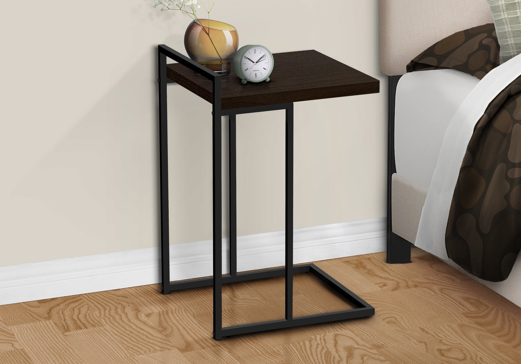 ACCENT TABLE - 25""H / ESPRESSO / BLACK METAL