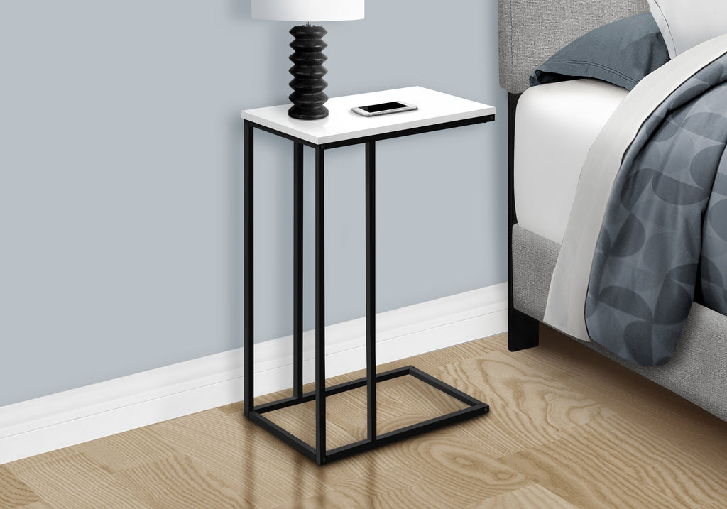 ACCENT TABLE - 25""H / WHITE / BLACK METAL