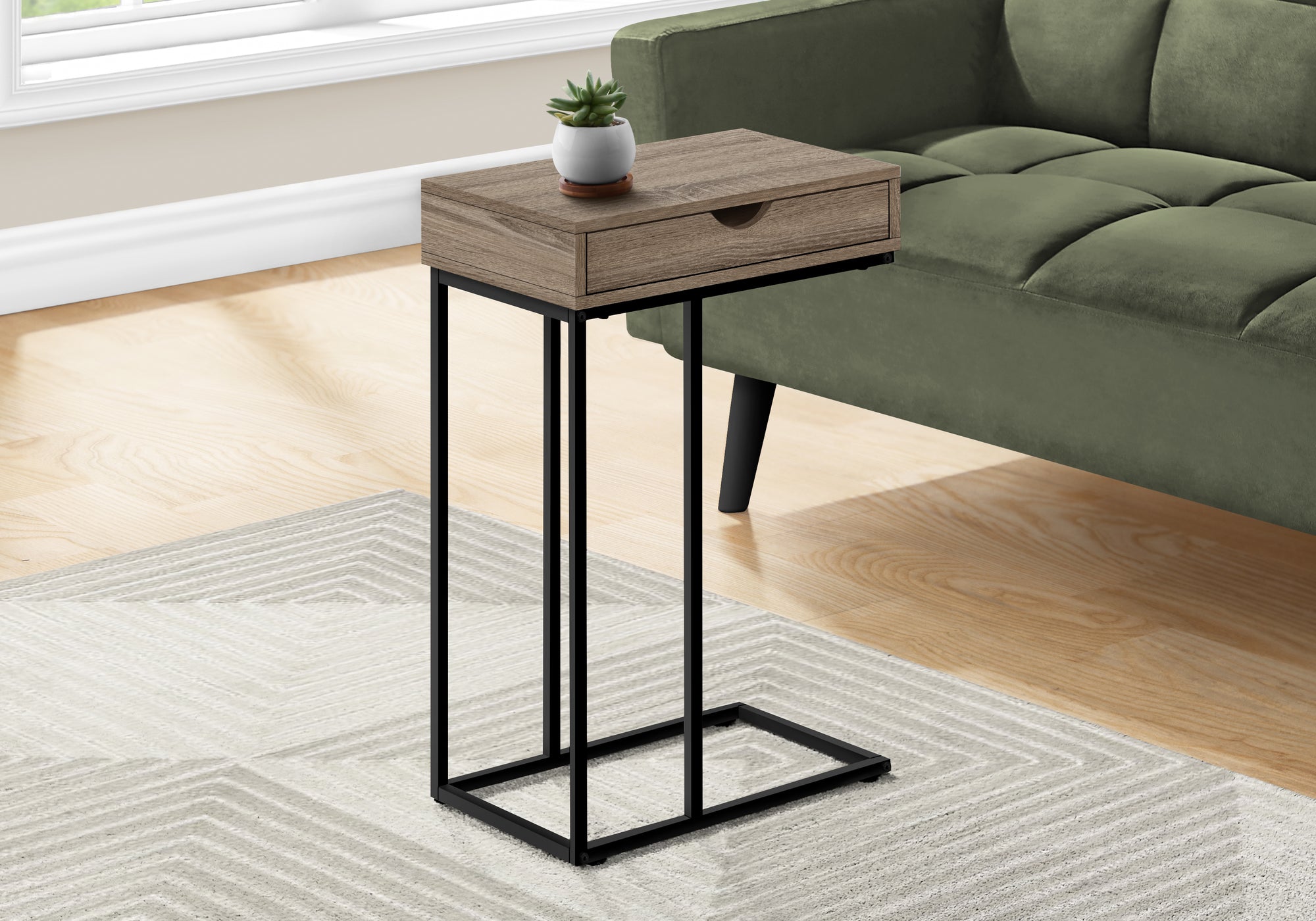 ACCENT TABLE - 25""H / DARK TAUPE / BLACK METAL