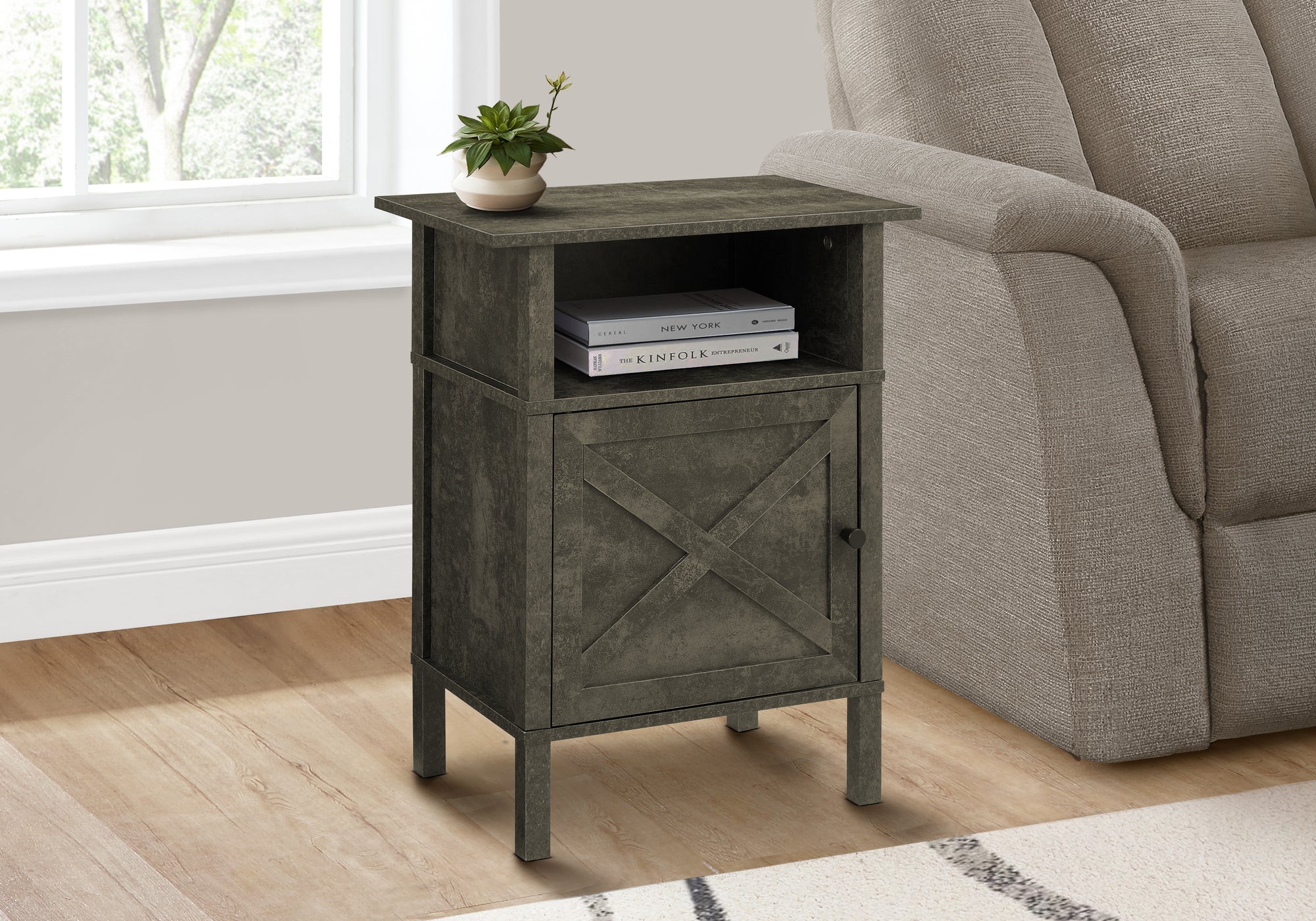 ACCENT TABLE - 24""H / DARK BRONZE / BLACK METAL