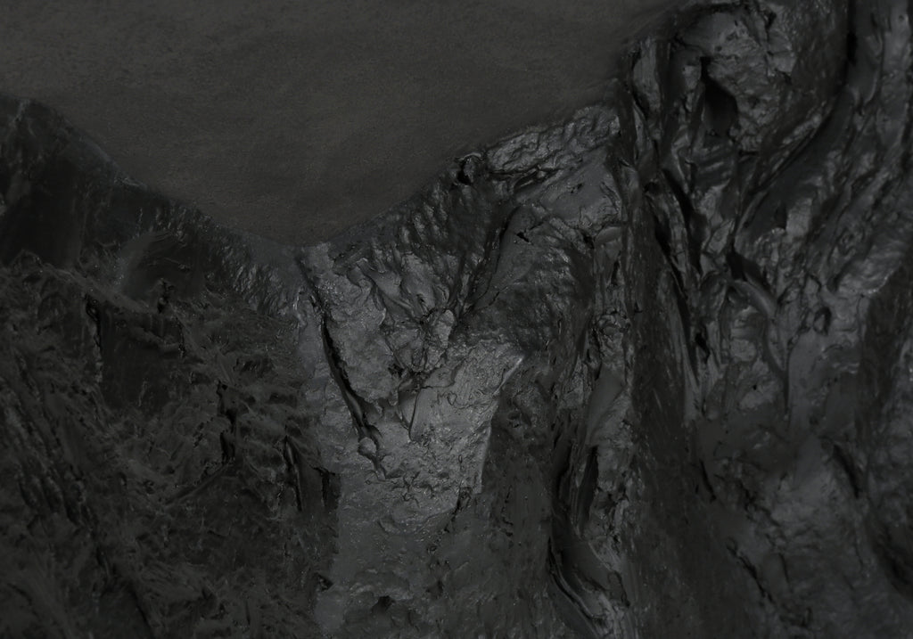 ACCENT TABLE - 25""H / BLACK INDOOR OR OUTDOOR