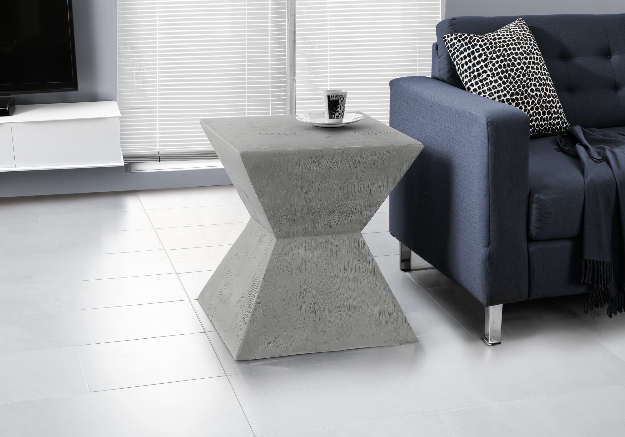 ACCENT TABLE - 25""H / GREY INDOOR OR OUTDOOR