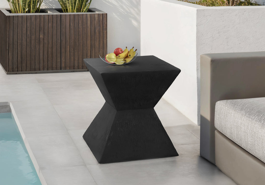 ACCENT TABLE - 25""H / BLACK INDOOR OR OUTDOOR