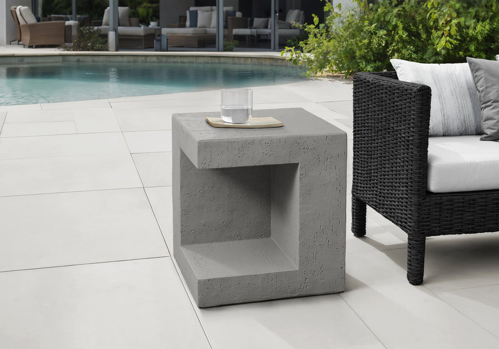 ACCENT TABLE - 25""H / GREY INDOOR OR OUTDOOR