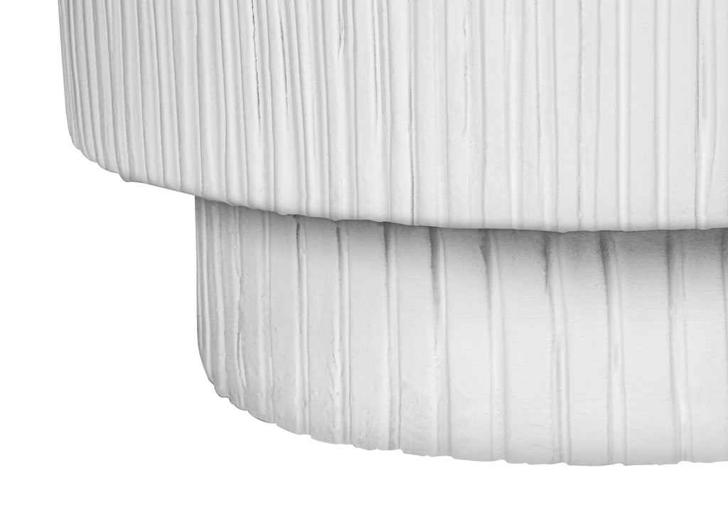 ACCENT TABLE - 25""H / WHITE INDOOR OR OUTDOOR