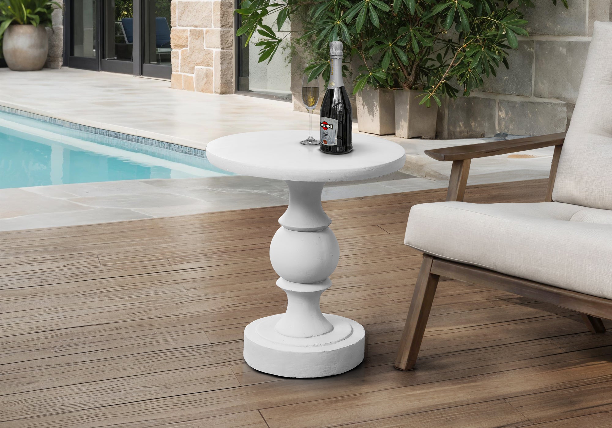 ACCENT TABLE - 25""H / WHITE INDOOR OR OUTDOOR