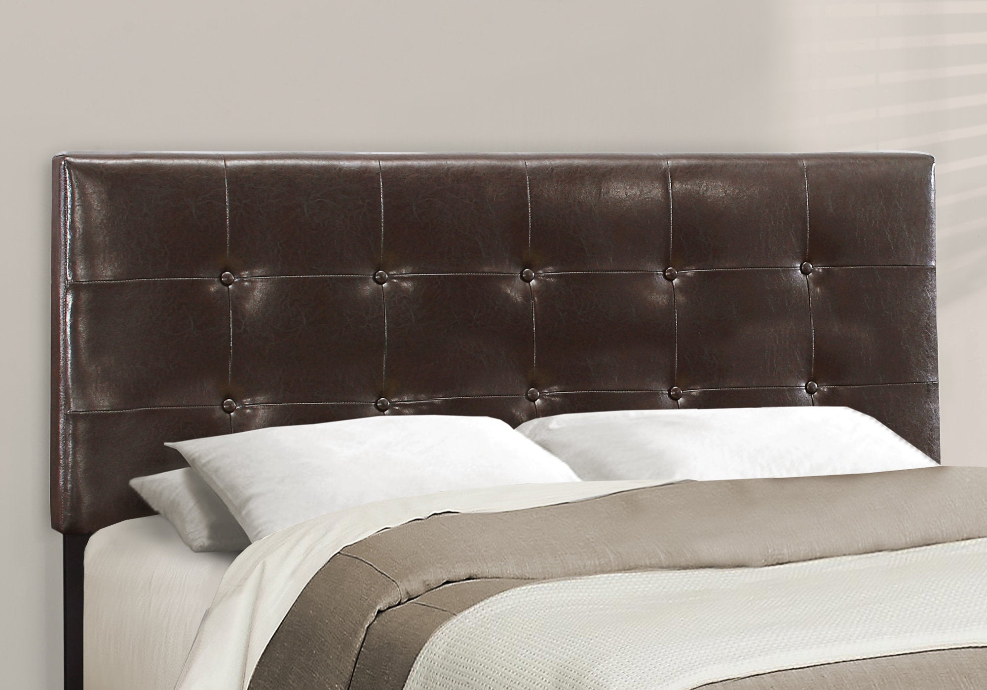 BED - QUEEN SIZE / DARK BROWN LEATHER-LOOK