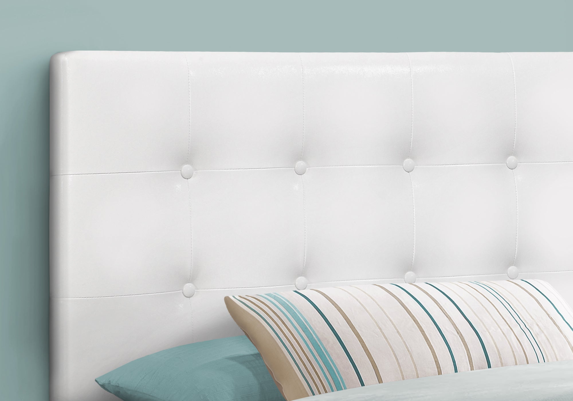 BED - TWIN SIZE / WHITE LEATHER-LOOK HEADBOARD ONLY