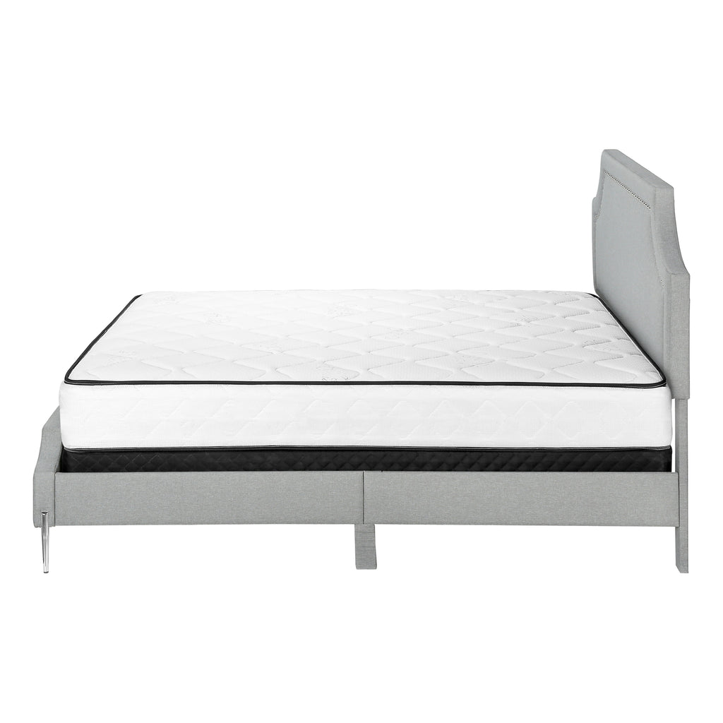 BED - QUEEN SIZE / GREY LINEN WITH CHROME METAL LEGS