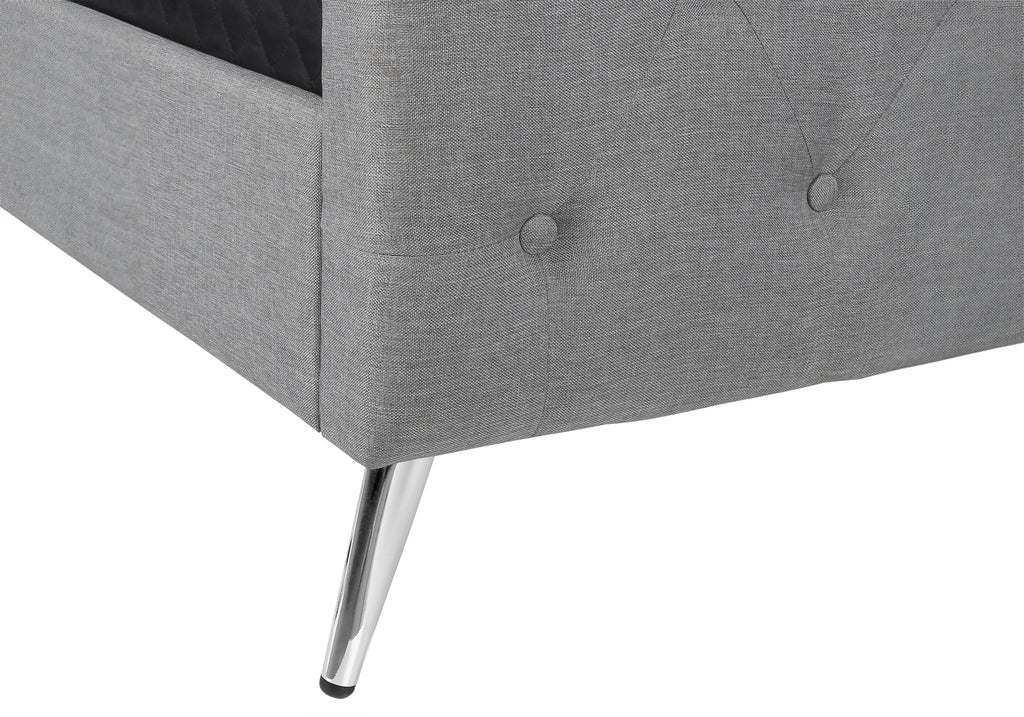 BED - QUEEN SIZE / GREY LINEN WITH CHROME METAL LEGS