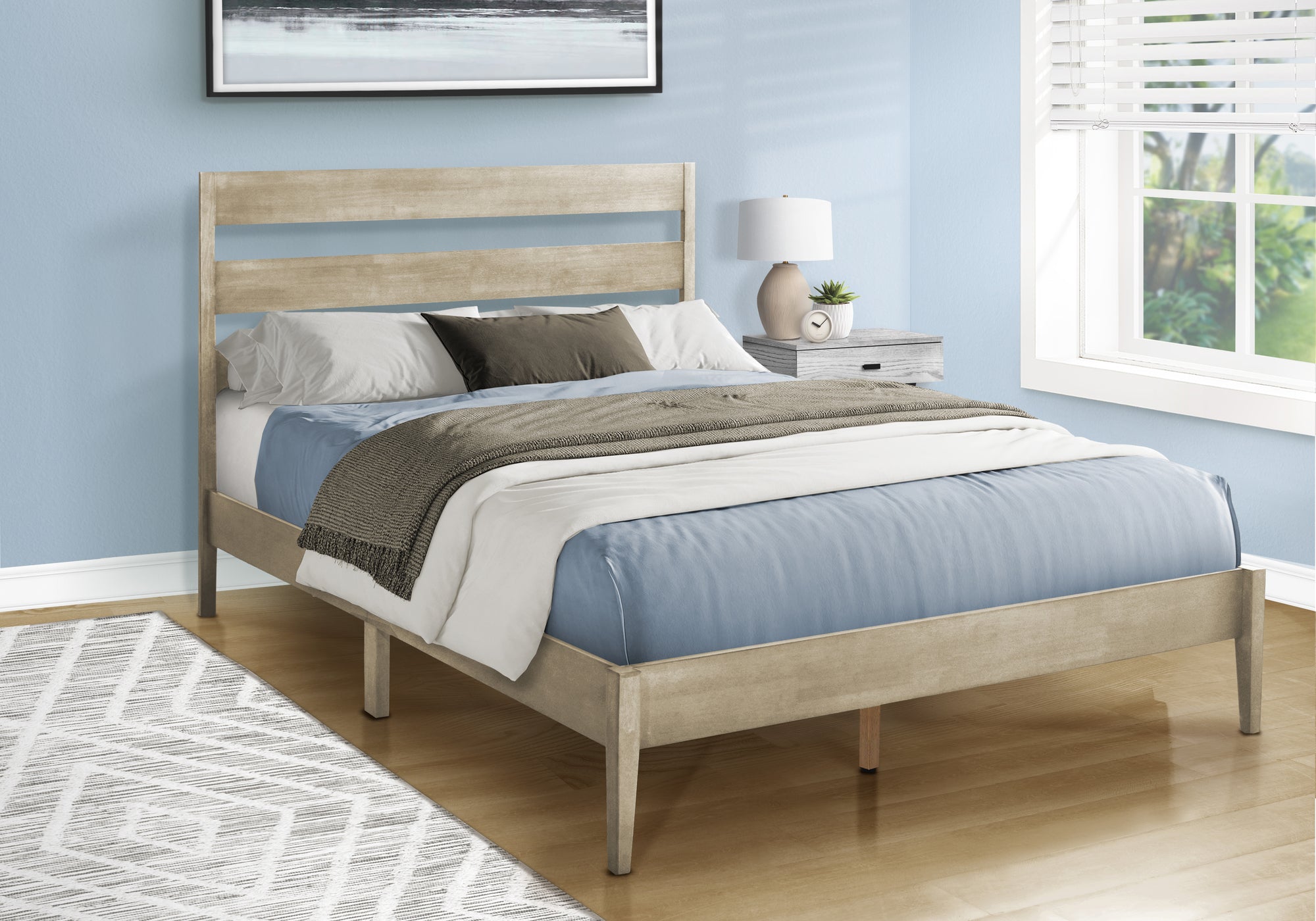 BED - QUEEN SIZE / GREY SOLID WOOD PLATFORM