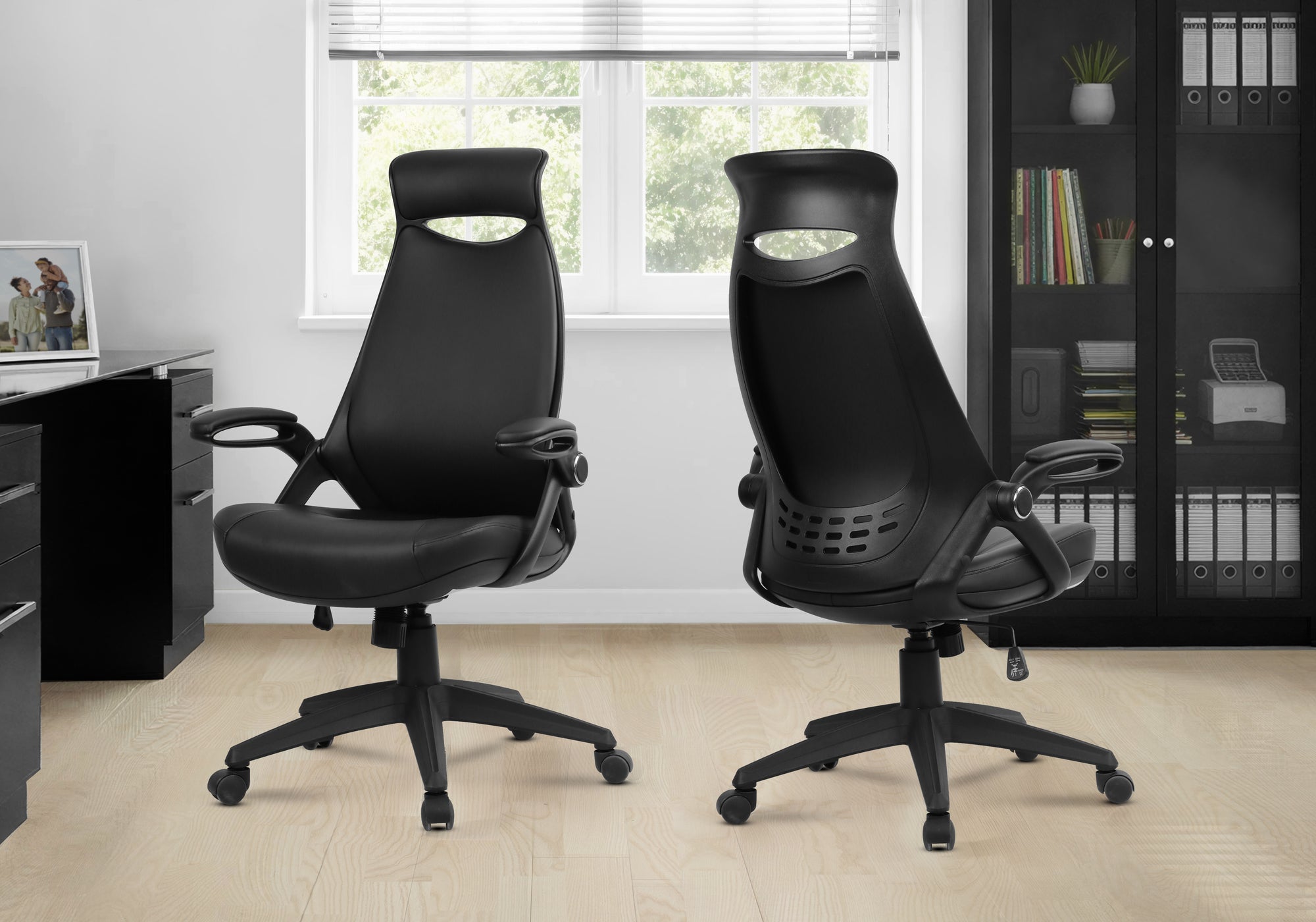 OFFICE CHAIR - BLACK LEATHER-LOOK / MULTI POSITION