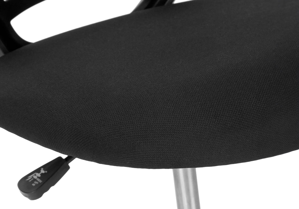 OFFICE CHAIR - BLACK JUVENILE / BLACK BASE ON CASTORS