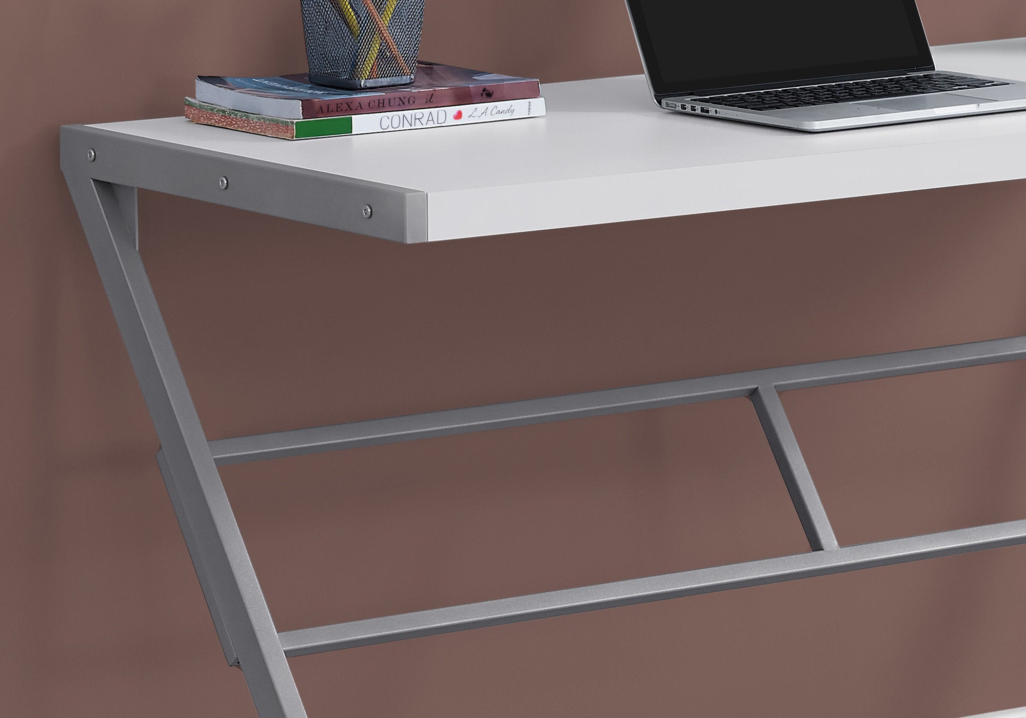 COMPUTER DESK - 48""L / WHITE / SILVER METAL