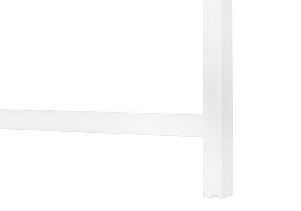 COMPUTER DESK - 58""L / WHITE TOP / WHITE METAL CORNER