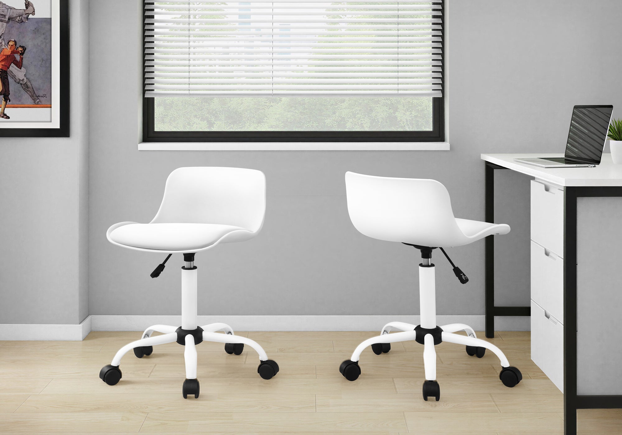 OFFICE CHAIR - WHITE JUVENILE / MULTI-POSITION