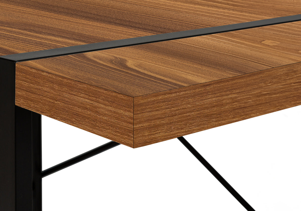 COMPUTER DESK - 48""L / WALNUT / BLACK METAL