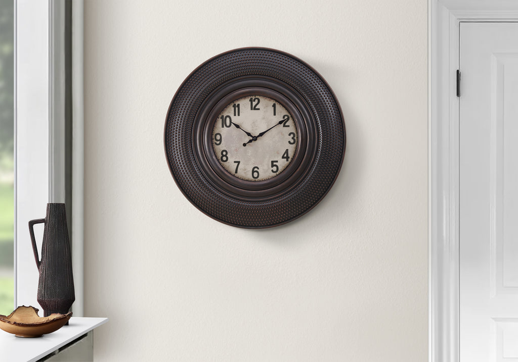 CLOCKS - 20""DIA / WALL CLOCK / ANTIQUE BROWN
