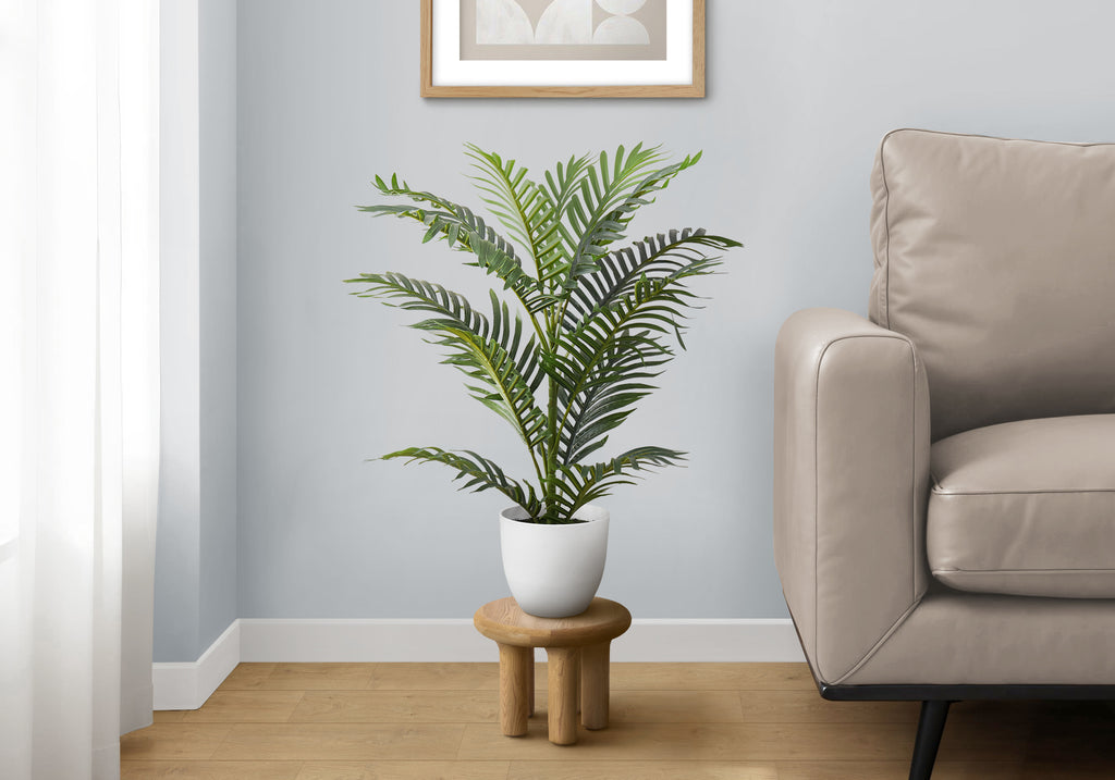 ARTIFICIAL PLANT - 28""H / INDOOR PALM IN A 6"" POT