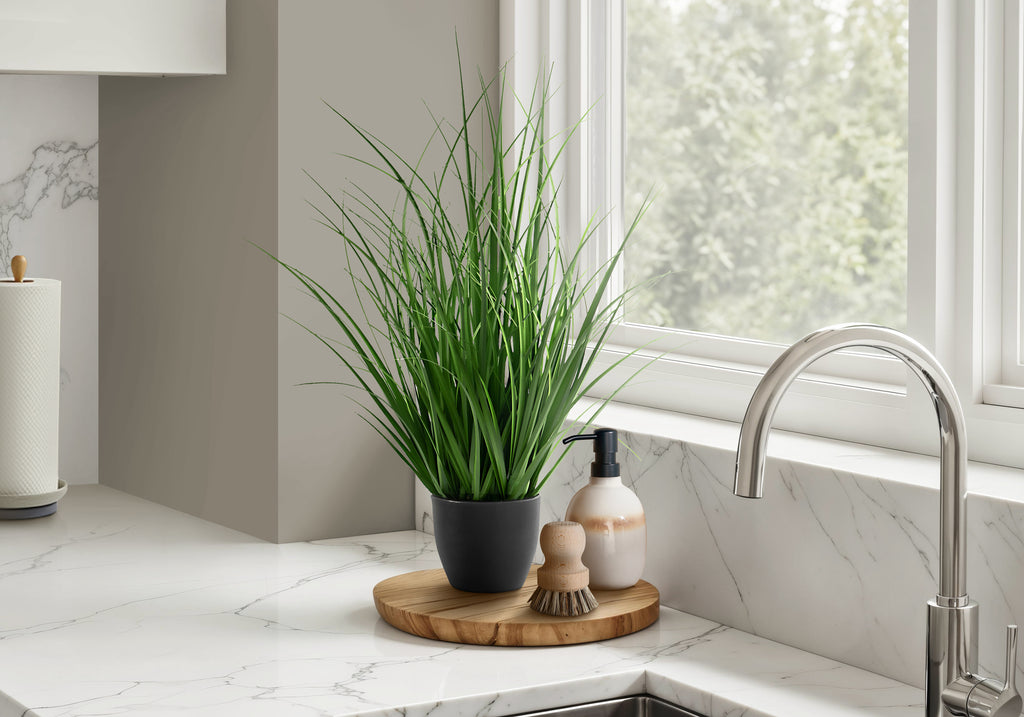 ARTIFICIAL PLANT - 23""H / INDOOR GRASS IN A 4"" BLACK POT