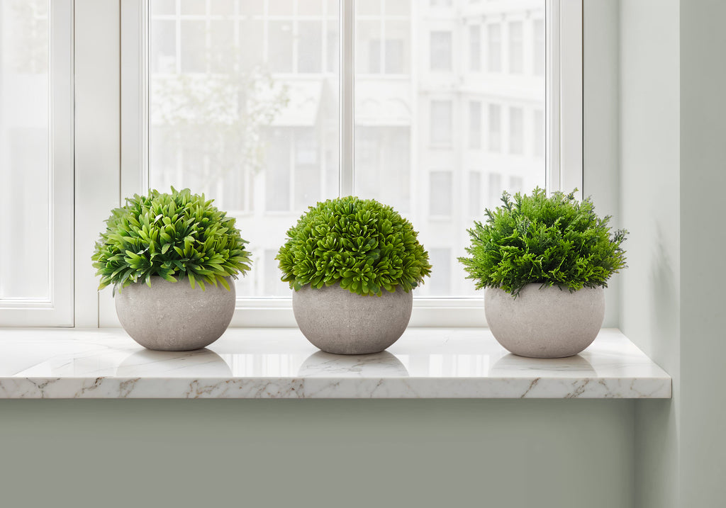 ARTIFICIAL PLANT - 3PCS / 5""H GRASS IN A 3"" GREY POT