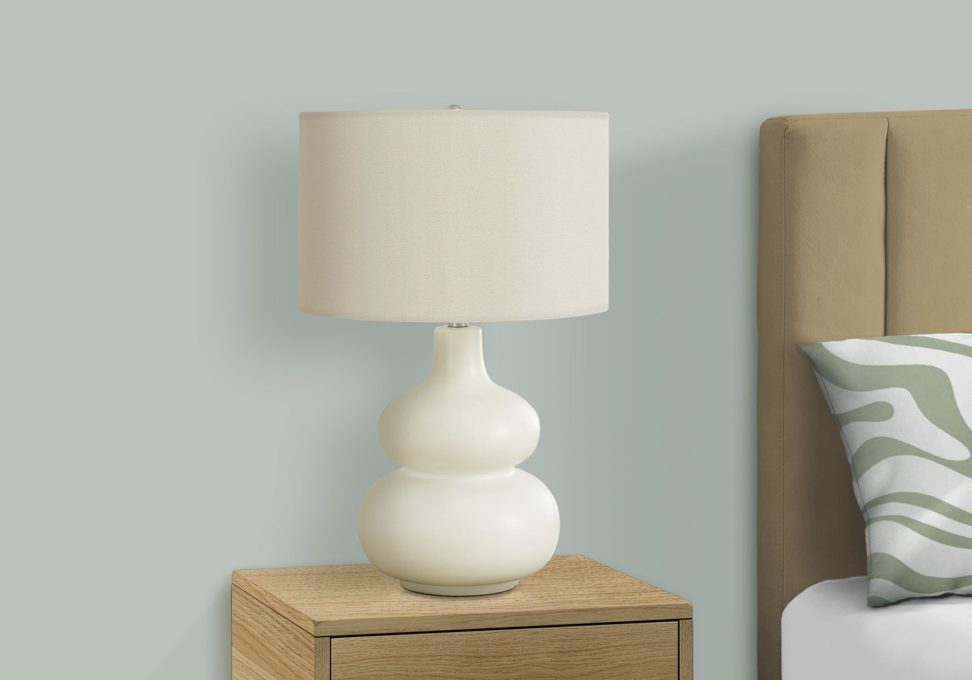 LIGHTING - 25""H TABLE LAMP CREAM CERAMIC / IVORY SHADE