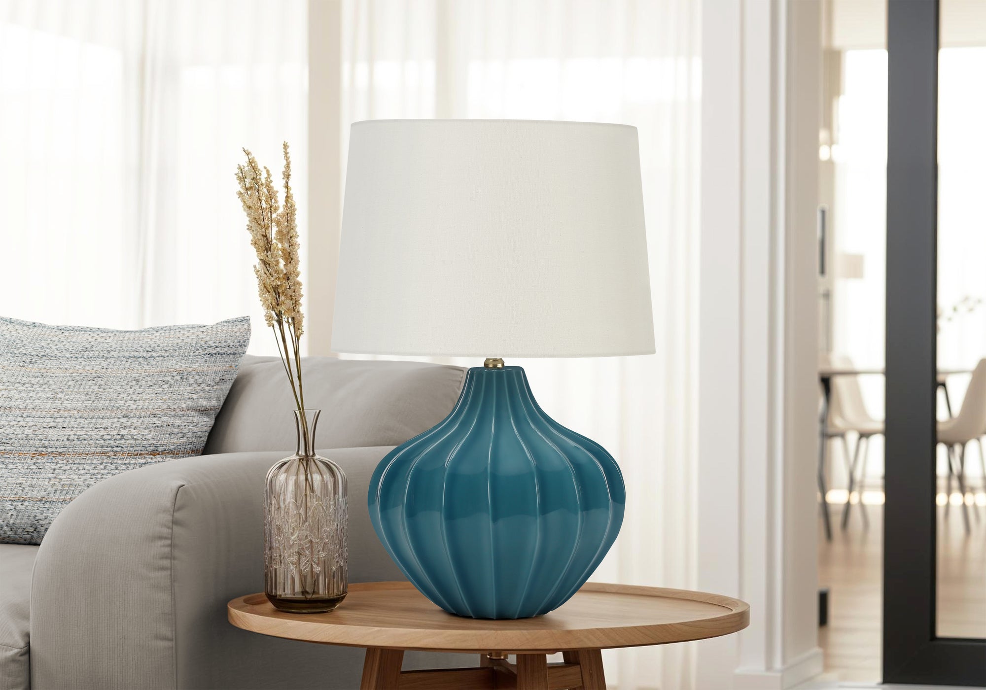 LIGHTING - 24""H TABLE LAMP BLUE CERAMIC  / IVORY SHADE