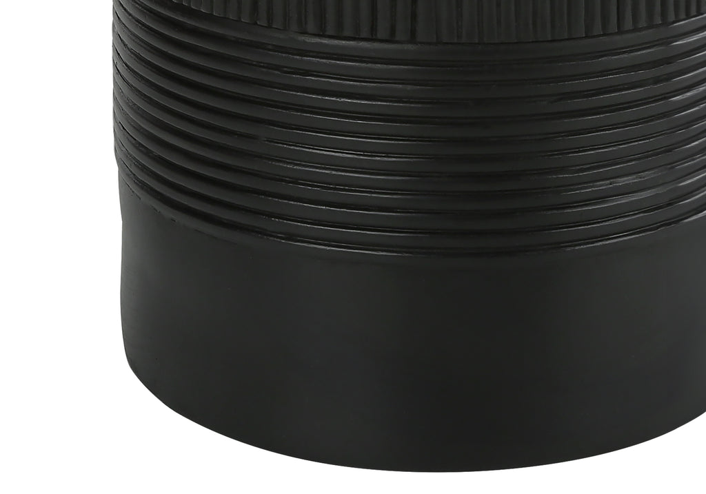 LIGHTING - 24""H TABLE LAMP BLACK RESIN / IVORY SHADE