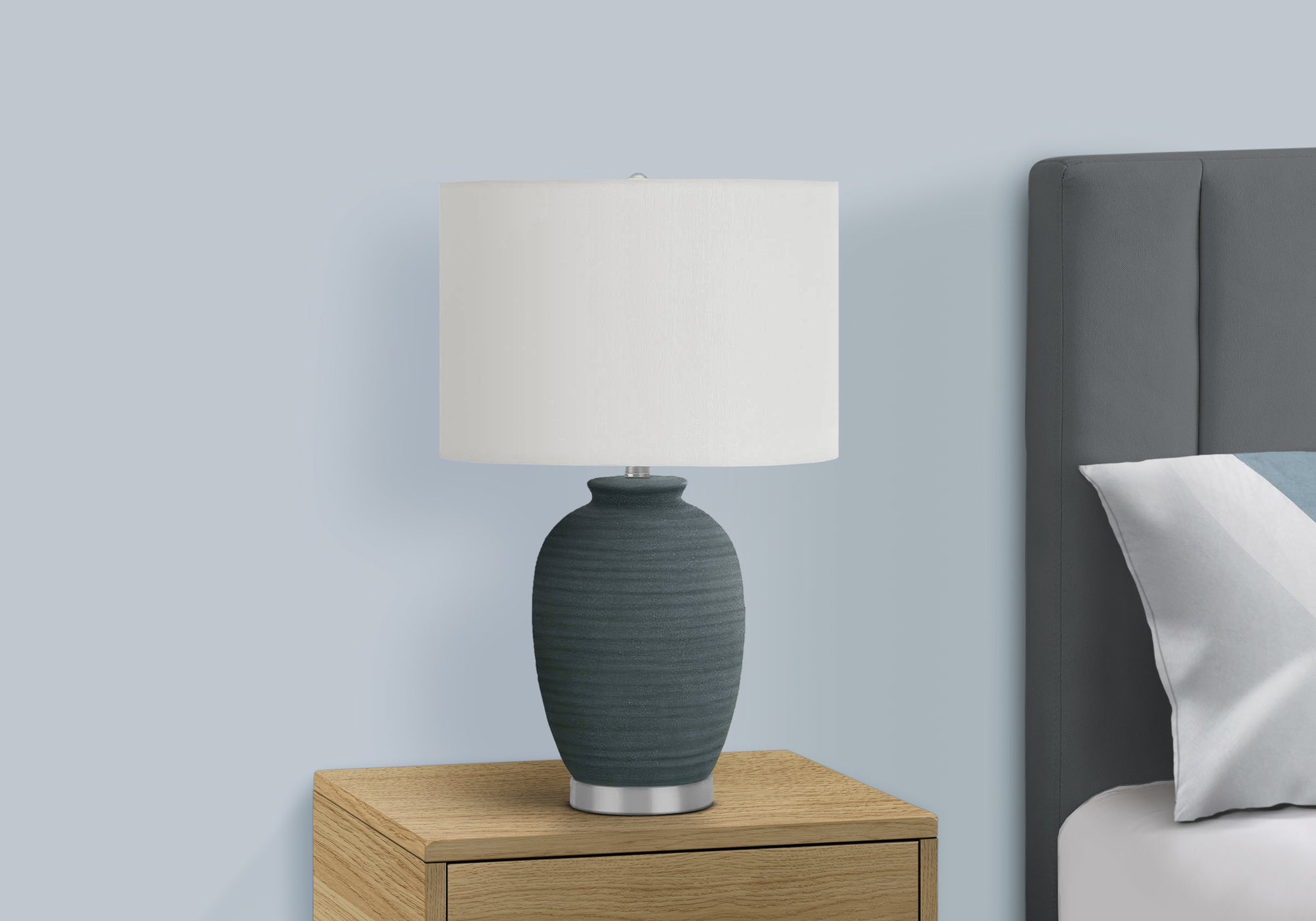LIGHTING - 24""H TABLE LAMP BLUE CERAMIC / IVORY SHADE